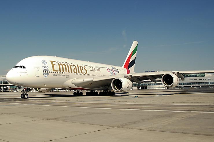Emirates vai voar para o Brasil com o maior avião do mundo (Foto via Shutterstock)