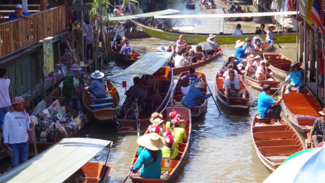 Mercado Flutuante em Bangkok - Floating Market (Foto: Esse Mundo É Nosso)