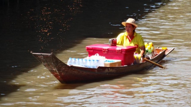 Mercado Flutuante em Bangkok - Floating Market (Foto: Esse Mundo É Nosso)