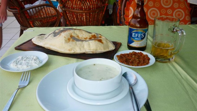 Comida Típica da Turquia - Kebap çiğ köfte (Foto: Esse Mundo É Nosso)