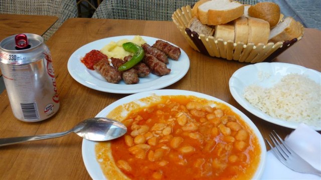 Comida Típica da Turquia - Arroz e feijão turcos (Foto: Esse Mundo É Nosso)