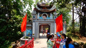 Lago Hoan Kiem - Templo Ngoc Son - Hanoi, Vietnã (Foto: Esse Mundo É Nosso)