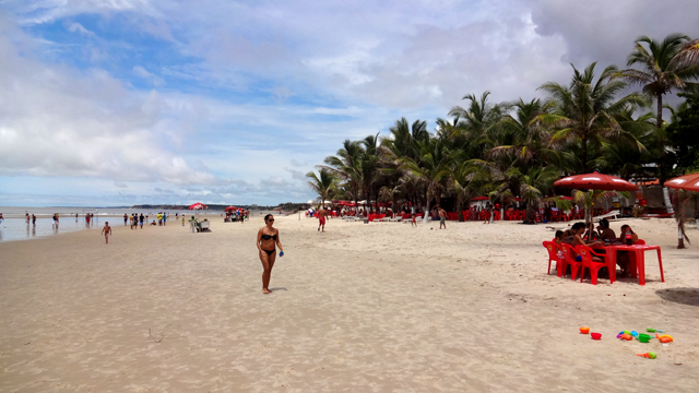 Praia do Calhau - São Luís (Foto: Esse Mundo É Nosso)