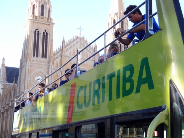 City Tour em Curitiba: Vale a pena pegar o ônibus turístico? (Foto: Esse Mundo é Nosso)