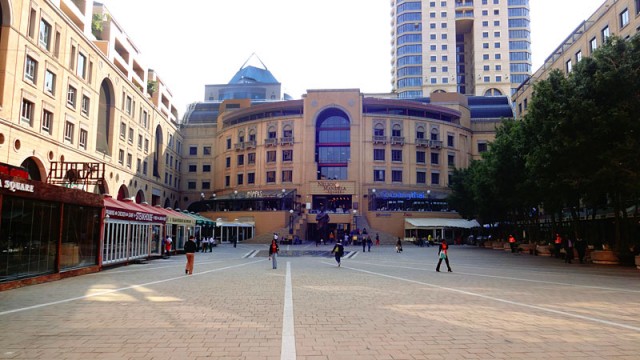 Nelson Mandela Square - Joanesburgo, África do Sul (Foto: Esse Mundo É Nosso)