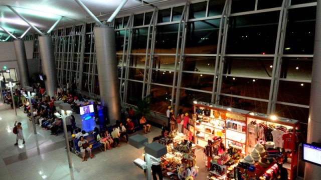 Aeroporto de Ho Chi Minh, Vietnã (Foto: Esse Mundo É Nosso)