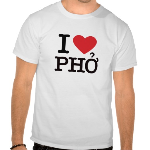 Exemplo de camiseta vendida no Vietnã com I♥Phở 