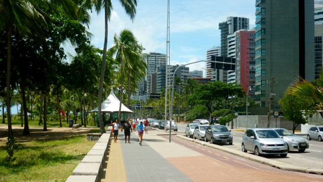 Praia de Boa Viagem, Recife (Foto: Esse Mundo É Nosso)