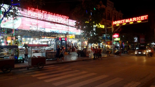 Night Market em Siem Reap, Camboja (Foto: Esse Mundo É Nosso)