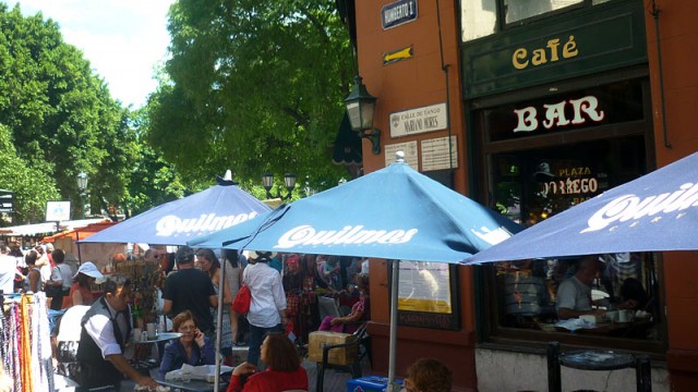 Onde comer em Buenos Aires - Bar Plaza Dorrego (Foto: Esse Mundo É Nosso)