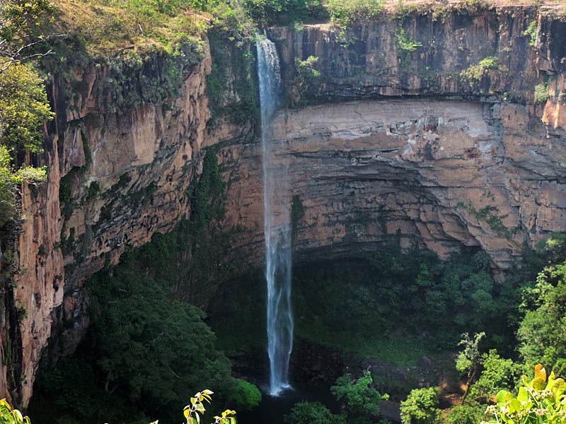 Cachoeira Véu de Noiva - Chapada dos Guimarães (Foto: Esse Mundo É Nosso)