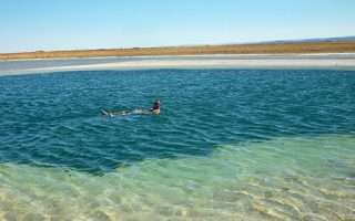 Laguna Cejar (Foto: Esse Mundo é Nosso)