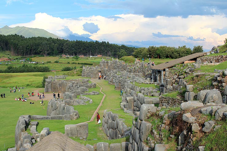 Resultado de imagem para SÃtio de Sacsayhuaman cusco peru