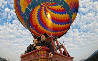 Voo de balão em São Lourenço, MG (Foto: Esse Mundo É Nosso)