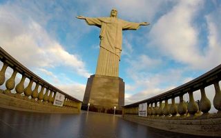 Café da manhã no Cristo (Foto: Esse Mundo é Nosso)