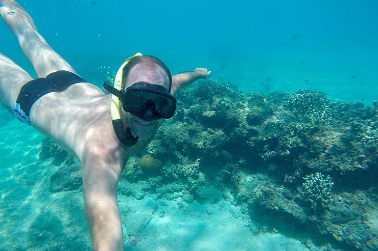 Passeio de catamarã em Barbados, Caribe (Foto: Esse Mundo É Nosso)