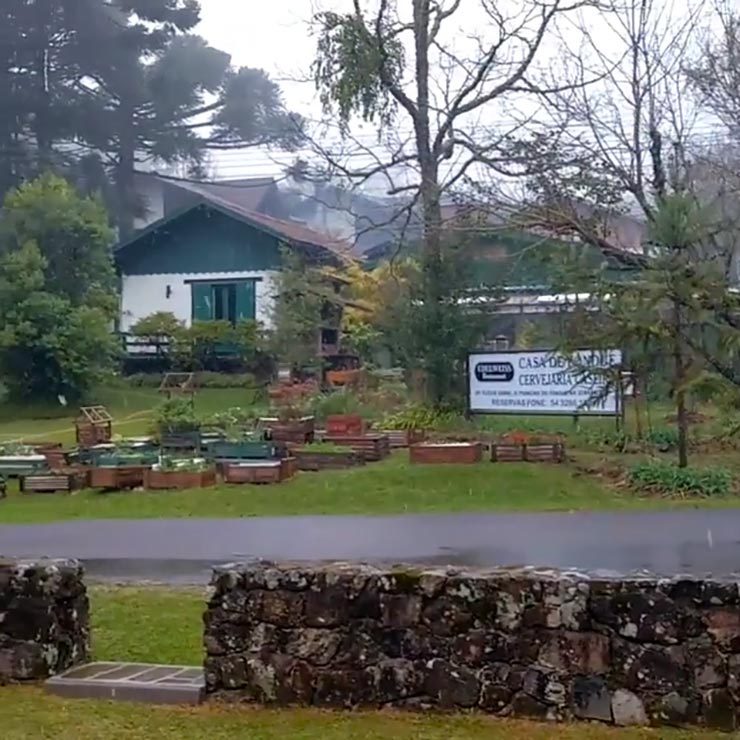 Neve em Gramado nesta segunda, 17 de julho (Foto: Instagram @caiquebelotto)