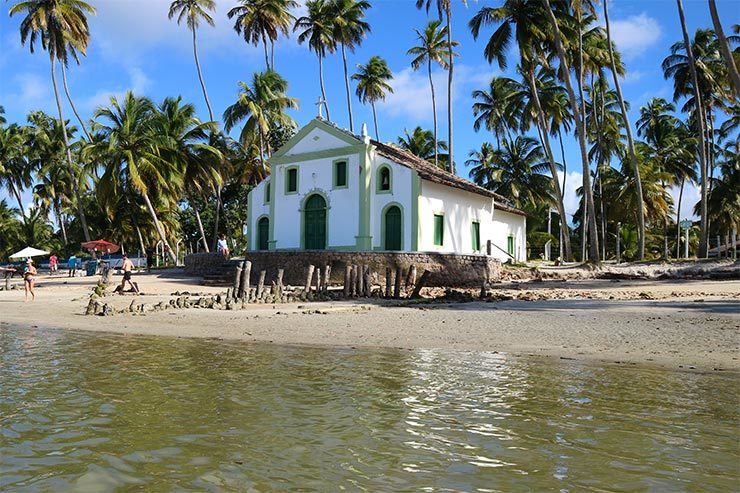 Igrejinha da Praia dos Carneiros - Capela de São Benedito (Foto: Esse Mundo É Nosso)