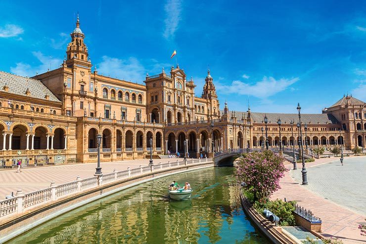 Melhores destinos pra viajar em 2018 - Sevilha, Espanha (Foto via Shutterstock)