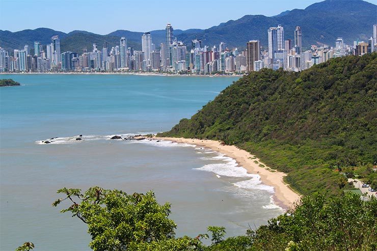 Praias de Balneário Camboriú: Praia do Buraco (Foto: Esse Mundo É Nosso)