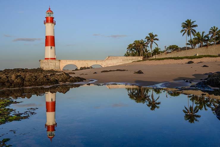 O que fazer numa parada de navio em Salvador - Itapuã (Foto via Shutterstock)