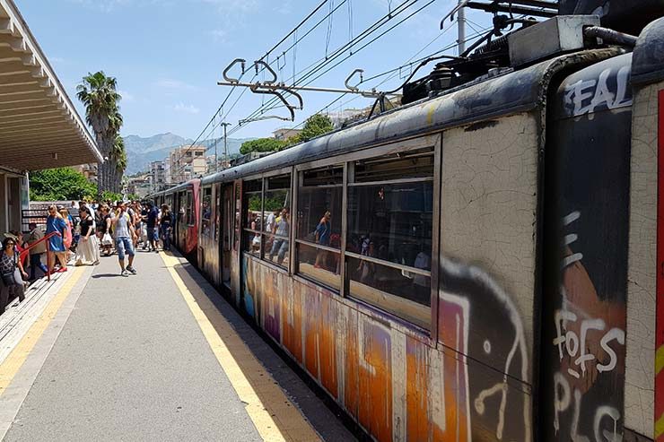 Trem pra Sorrento e Costa Amalfitana (Foto: Esse Mundo É Nosso)