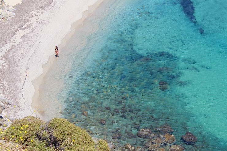 As melhores praias de Mykonos - Kalo Livadi (Foto: Esse Mundo É Nosso)