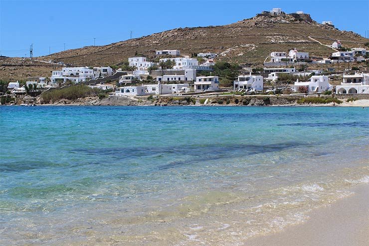 As melhores praias de Mykonos - Ornos (Foto: Esse Mundo É Nosso)