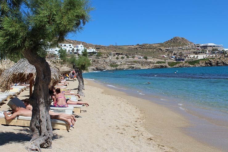 As melhores praias de Mykonos - Paraga (Foto: Esse Mundo É Nosso)