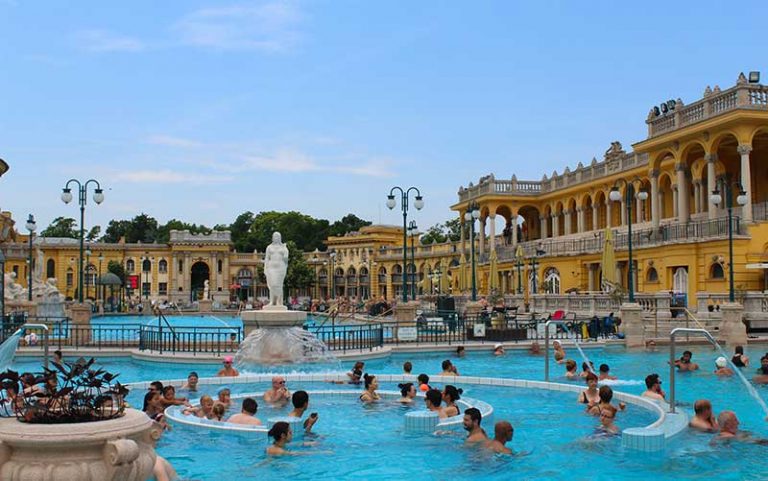 Termas de Széchenyi (Foto: Esse Mundo é Nosso)