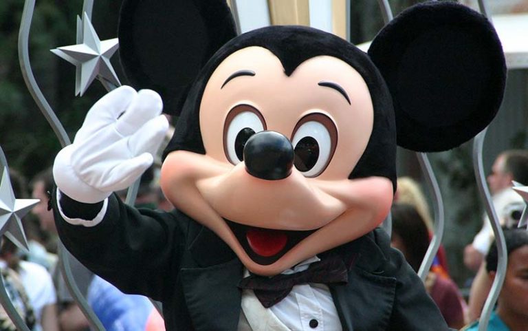 Disney desmente boato de parque no Brasil