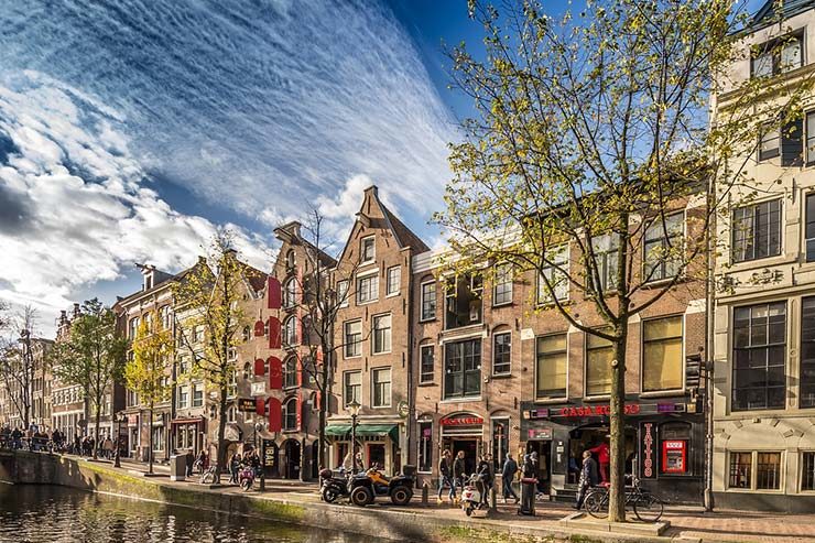 Como é a imigração em Amsterdam, Holanda
