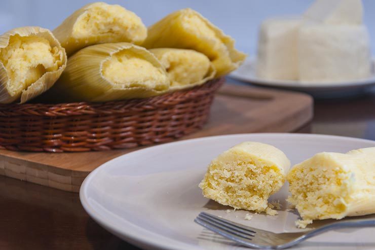 Humita - Pratos típicos do Equador (Rebecaz via Shutterstock)