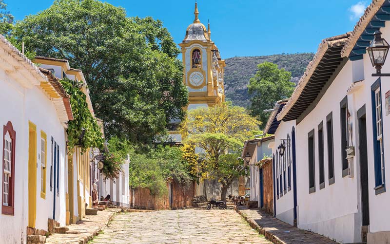 Tiradentes, Minas Gerais (Foto: Maarten Zeehandelaar via Shutterstock)