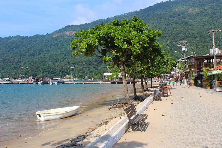 Vila do Abraão em Ilha Grande (Foto: Esse Mundo É Nosso)