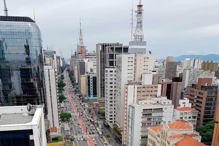 Como chegar na Avenida Paulista: Metrô, ônibus e carro