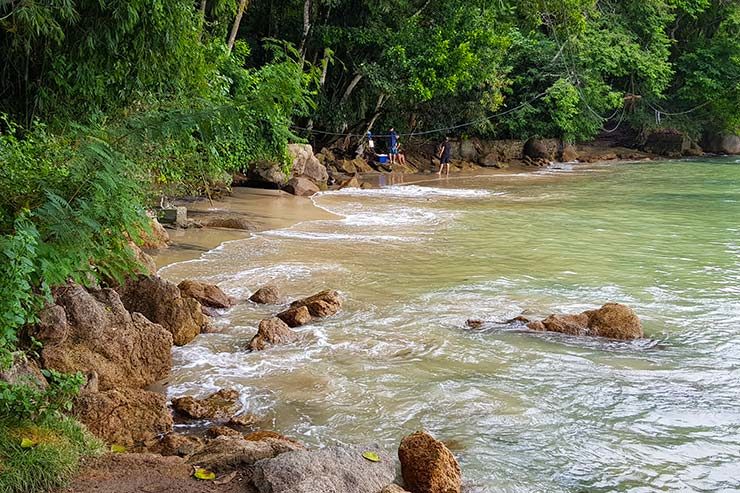 Praia da Bica em Ilha Grande (Foto: Esse Mundo É Nosso)