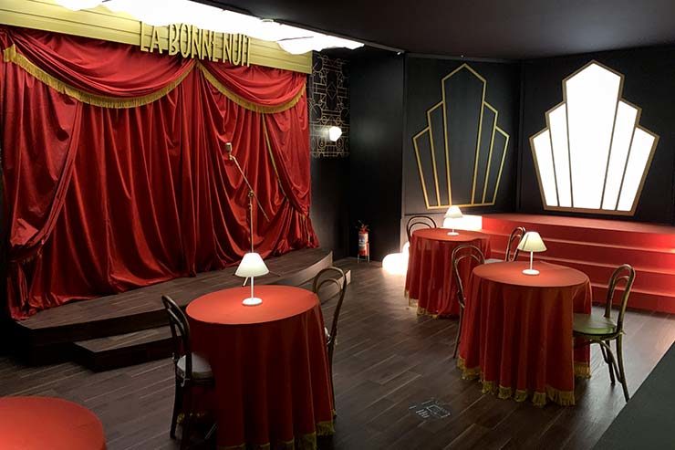 Cenário do bar da Veronica em Riverdale (Foto: Esse Mundo É Nosso)