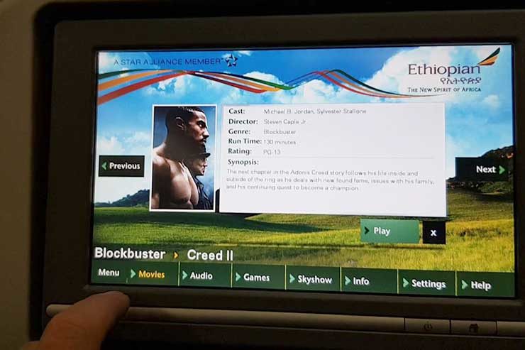 Sistema de entretenimento da Ethiopian Airlines  (Foto: Esse Mundo É Nosso)