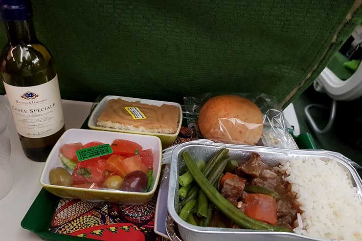 Serviço de bordo da Ethiopian Airlines  (Foto: Esse Mundo É Nosso)