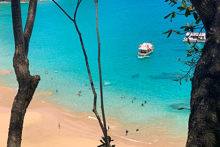 Praia do Sancho (Foto: Esse Mundo é Nosso)