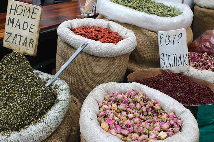 Especiarias no Mahane Yehuda Market (Foto: Esse Mundo É Nosso)