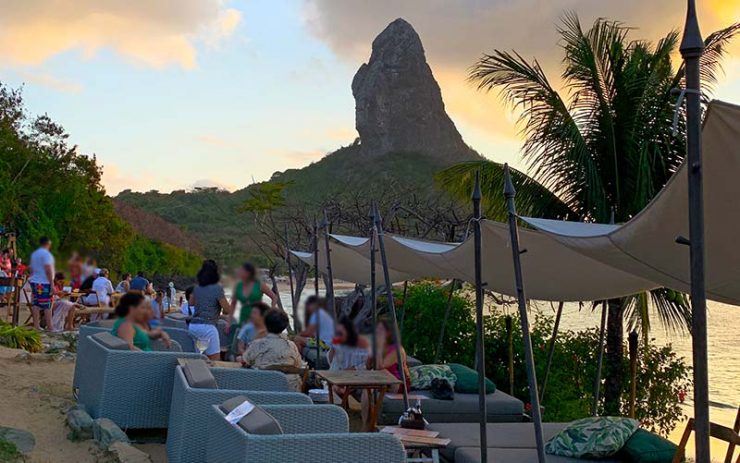 Restaurantes em Fernando de Noronha: Bar do Meio (Foto: Esse Mundo é Nosso)