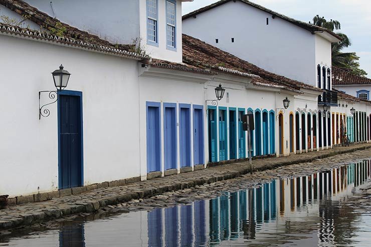 Maré em Paraty e as ruas alagadas (Foto: Esse Mundo É Nosso)