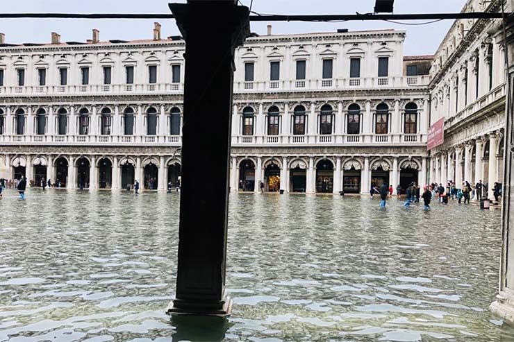 Ruas de Veneza tomadas pelas águas Inundação Veneza Novembro 2019 (Foto: Andressa Berton Stankievicz)