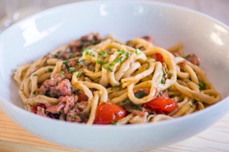 Modern Mamma Osteria: Pici com ragu de linguiça (Foto: Reprodução/Instagram)