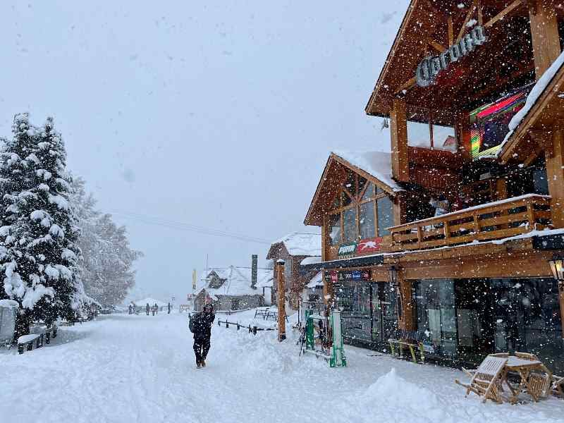 Cerro Catedral com muita neve, julho é uma ótima data pra quando ir pra Bariloche