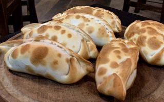 Empanadas em Buenos Aires: 1810 Cocina Regional (Foto: Esse Mundo É Nosso)