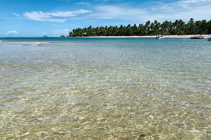 Praia dos Castelhanos é uma das paradas da volta à ilha em Boipeba (Foto: Esse Mundo é Nosso)