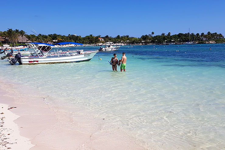 Mergulho em Akumal, um dos principais passeios da praia